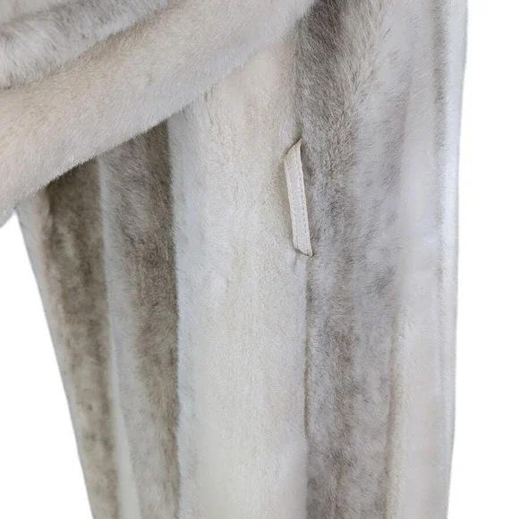 Vintage Faux Fur Long Coat Cream Gray Striped Oversized M/L Mob Wife Maximalist - Picture 6 of 13
